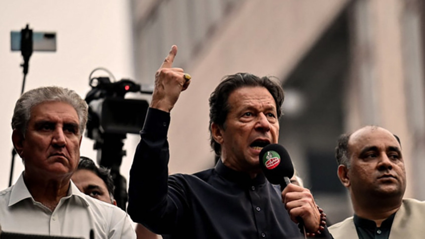 নিজের লড়াইকে বঙ্গবন্ধুর সংগ্রামের সঙ্গে তুলনা করলেন ইমরান খান