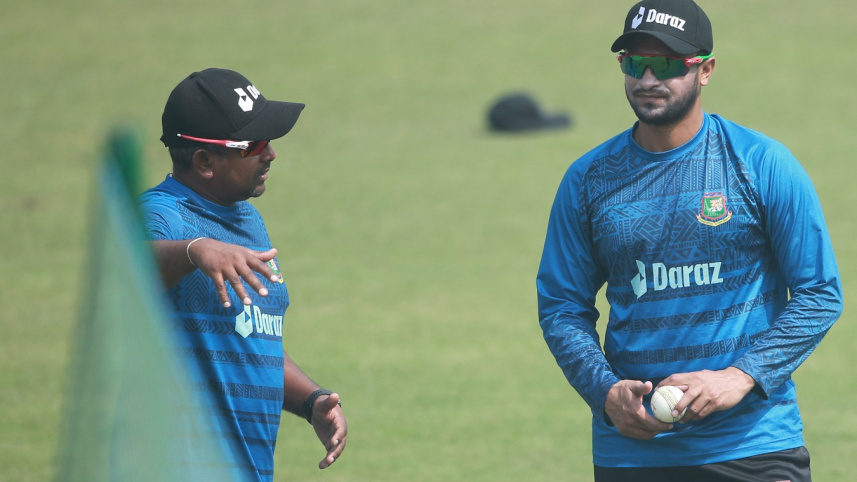 Rangana Herath & Shakib Al Hasan