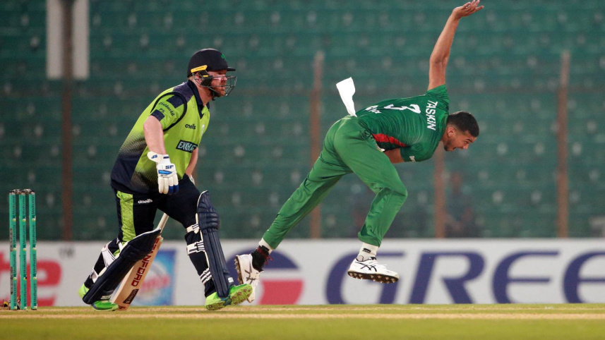 paul stirling and taskin ahmed