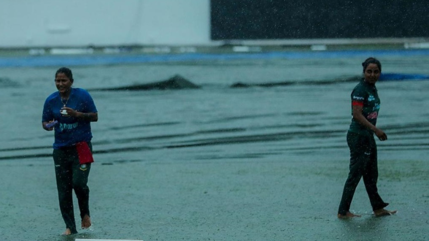 Lata Mondol & Nigar Sultana Jyoti 