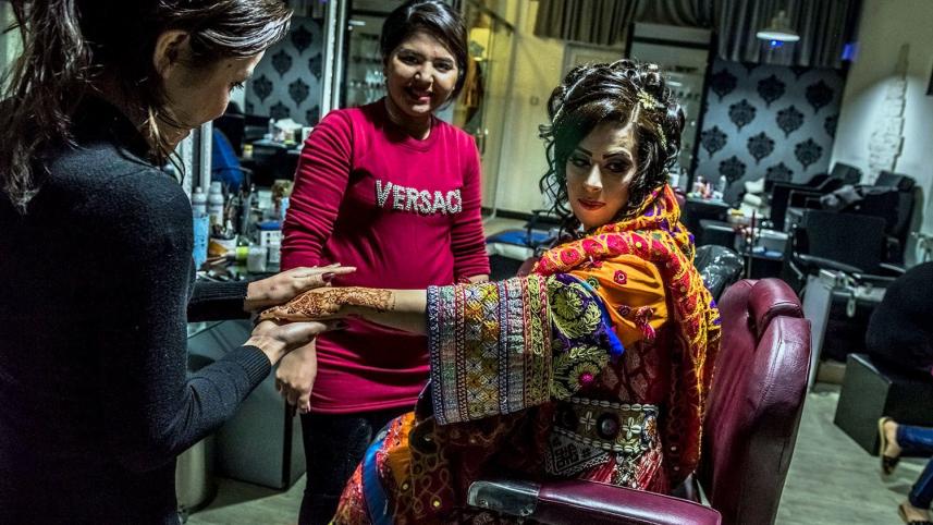 womens_parlor_kabul_afp.jpg