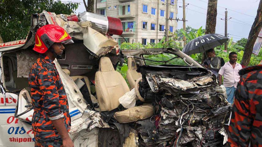 গোপালগঞ্জে দুর্ঘটনা.jpg