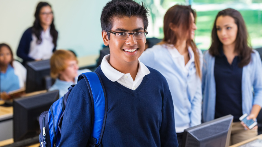 বিদেশ পড়তে গেলে যেসব সমস্যার মুখোমুখি হতে হয়