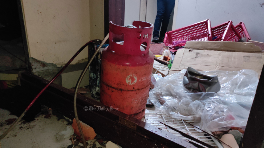 নারায়ণগঞ্জে বিস্ফোরণ.jpg