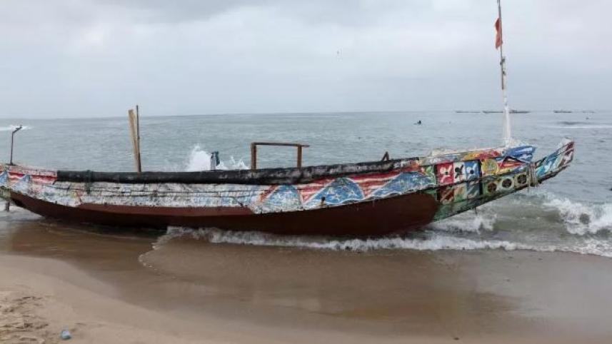 আটলান্টিকে নৌকাডুবি.jpg