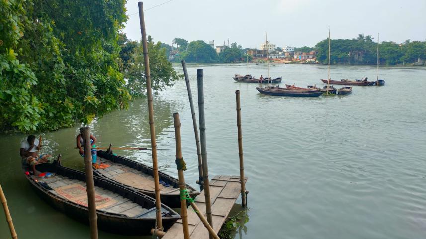 ঢাকার জেলেদের জীবন