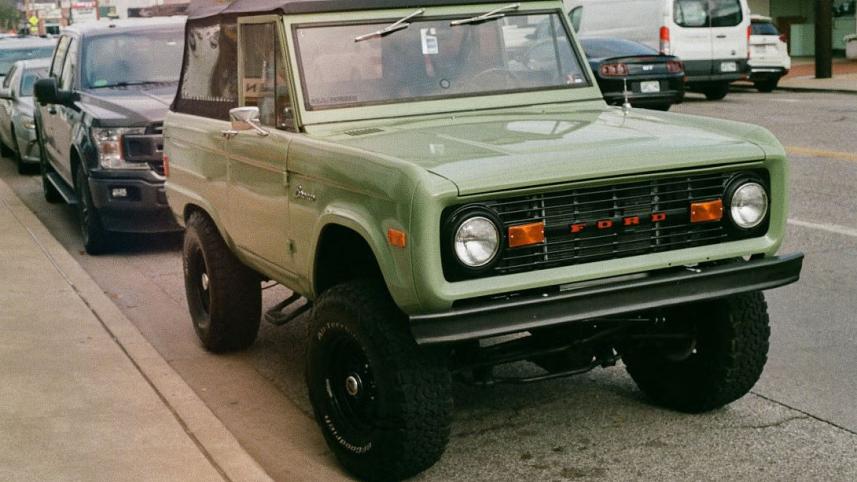 ford_bronco.jpg