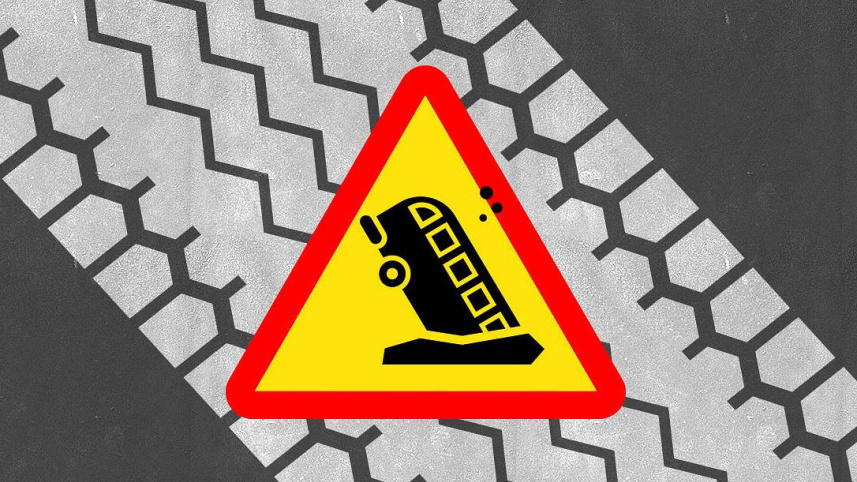 সড়ক দুর্ঘটনা.jpg