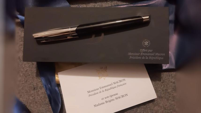 President Macron to Rahun ananda's house.jpg