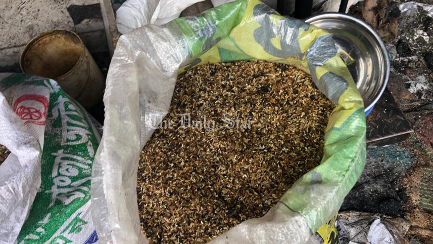 ভরসা এখন আধপোড়া পণ্য