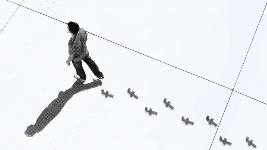 ফেসবুকের ট্র্যাকিং থেকে বাঁচা ঝামেলার হলেও অসম্ভব নয়। ছবি: সংগৃহীত