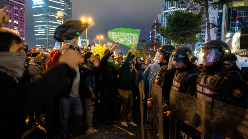 ইসতাম্বুলে বিক্ষোভ। ছবি: এএফপি