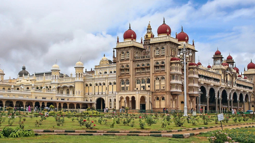 mysore_palace_india.jpg