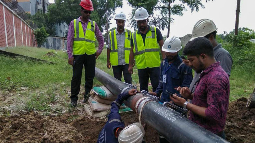 তেলের পাইপলাইন