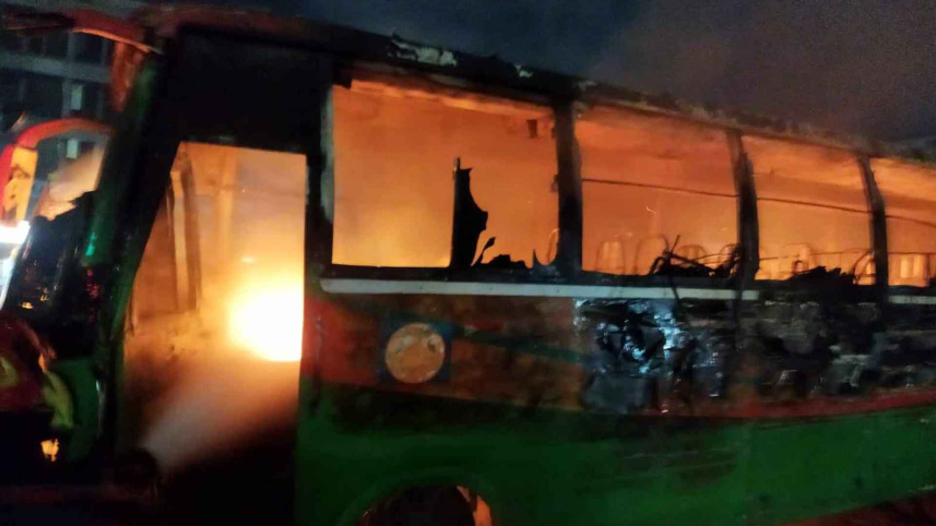 bus_fire_26nov23.jpg