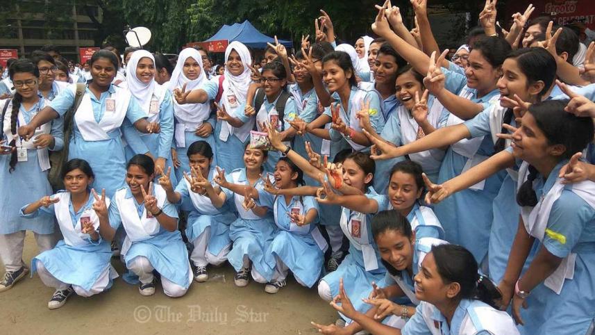 এইচএসসির ফল.jpg