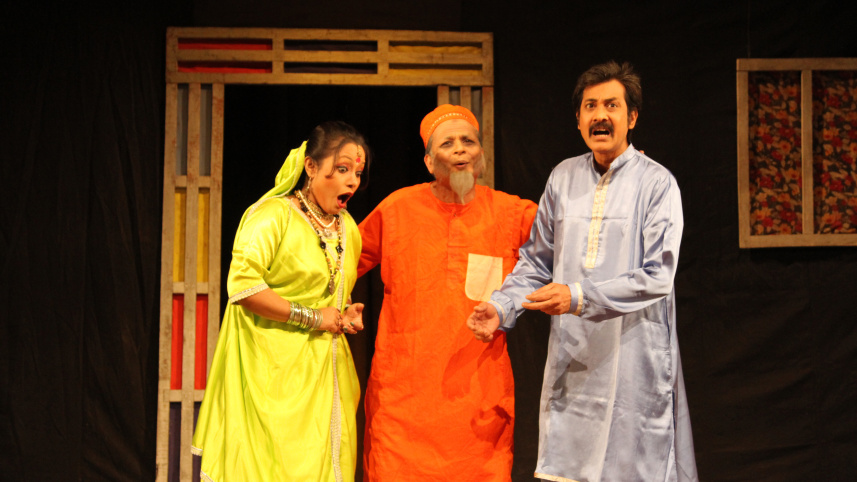 jahidur_rahman_piplu_at_a_show_of_kanjoosh.jpg