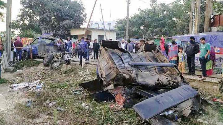 ট্রেন দুর্ঘটনা.jpg