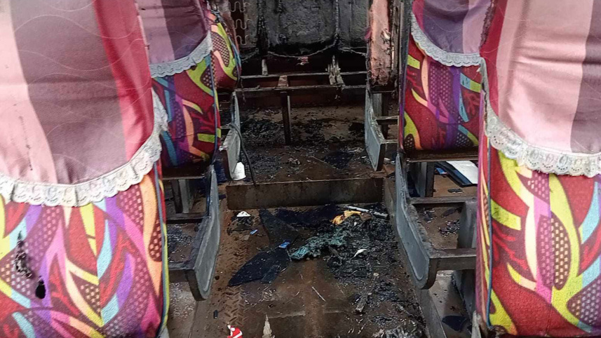 bus_torched_6dec23.jpg