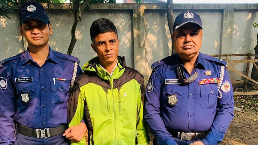 শ্রমিক নেতা হত্যা মামলার আসামি গ্রেপ্তার