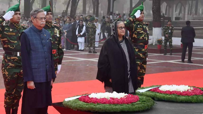 president-pm-pays-tributes-to-martyred-intellectuals_unb_ds.jpg