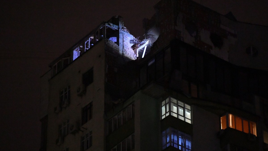 রুশ ড্রোন হামলায় ক্ষতিগ্রস্ত ভবন। ছবি: রয়টার্স