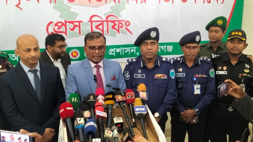 ইসি আনিছুর.jpg