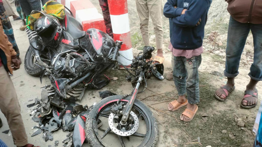 kurigram_accident-02.jpg
