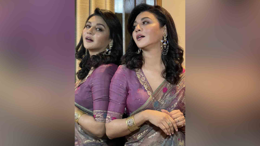 বাংলাদেশ ও কলকাতায় একই দিনে মুক্তি পাচ্ছে জয়া আহসানের ২ সিনেমা