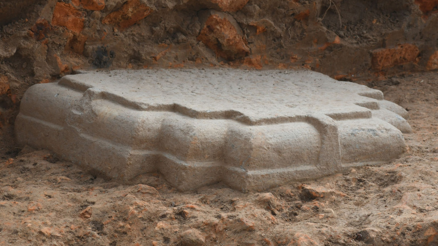 গাইবান্ধার বিরাট রাজার ঢিবি