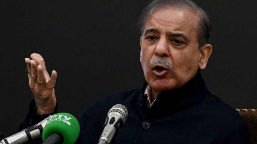 পাকিস্তানের পরবর্তী প্রধানমন্ত্রী হতে যাচ্ছেন শেহবাজ শরীফ। ছবি: এএফপি