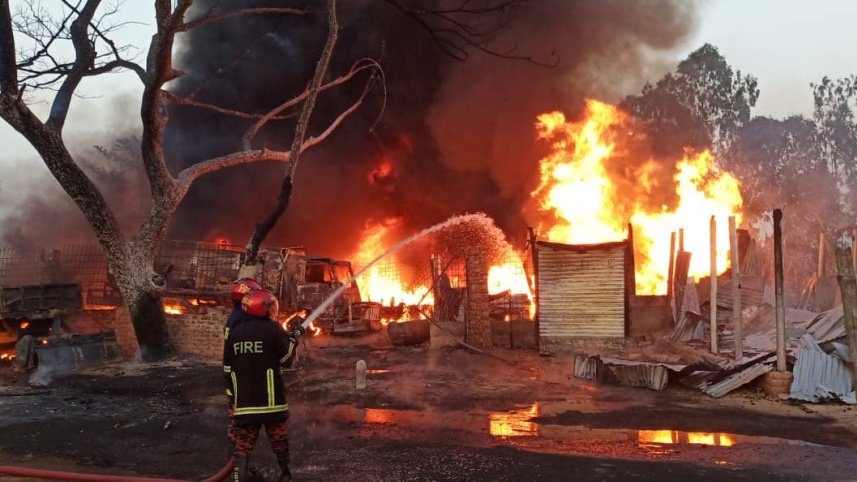 ফায়ার সার্ভিস.jpg