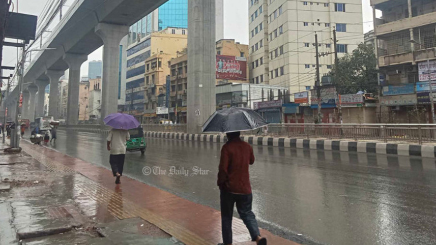 বেড়েছে বৃষ্টির প্রবণতা, দূর হচ্ছে তাপদাহ