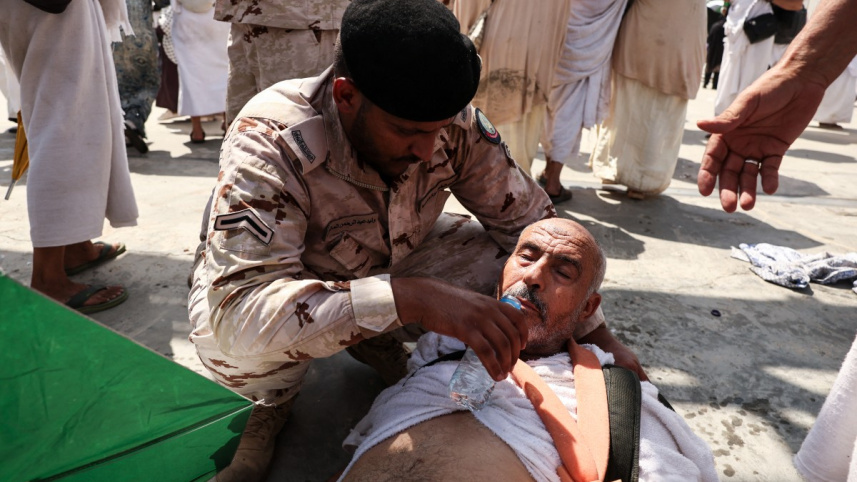 গরমে ৫৭৭ হজযাত্রীর মৃত্যু