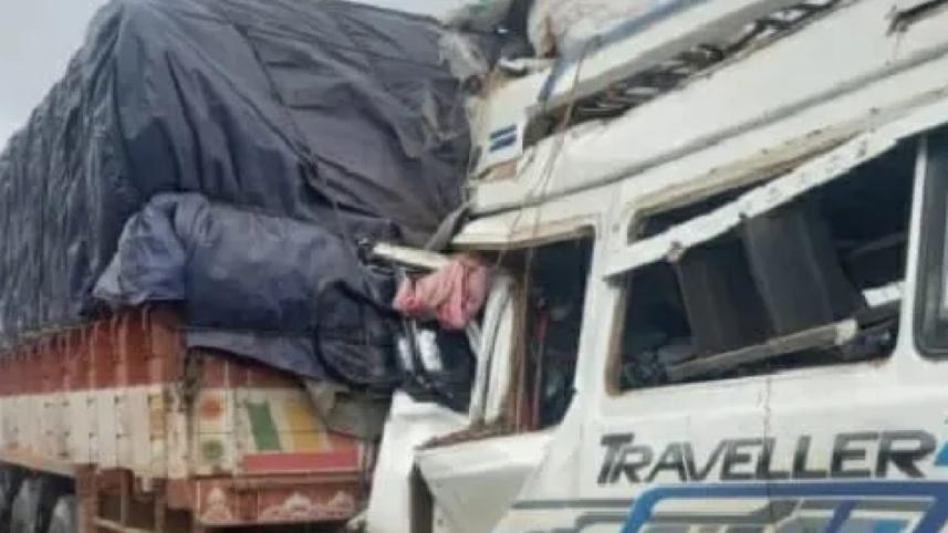 কর্ণাটকে সড়ক দুর্ঘটনায় ১৩ জন নিহত