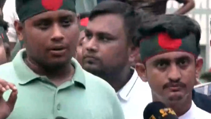 ‘হাসিনা ক্ষমতায় থাকতে আরও ৫০ হাজার মানুষের লাশ ফেলার জন্য প্রস্তুত ছিল’