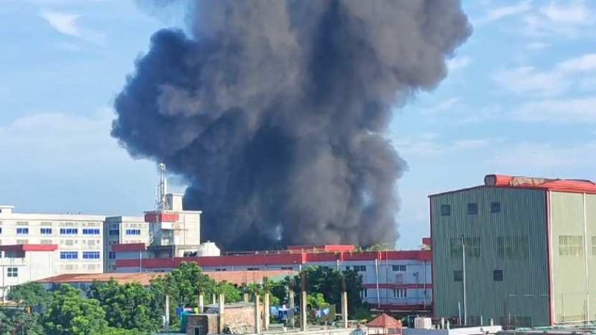 fire_at_pran_rfl_factory.jpg