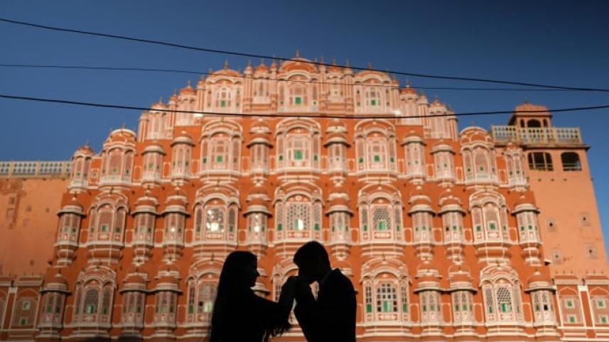 প্রথম দেখায় প্রেম