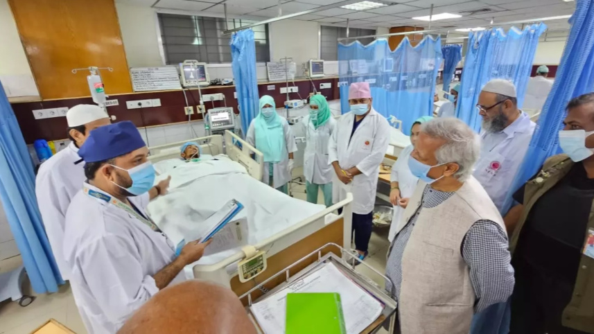 ইউনূস হাসপাতালে