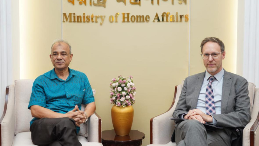 স্বরাষ্ট্র উপদেষ্টা.jpg