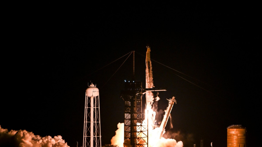 ফ্লোরিডা থেকে শুরু হয় পোলারিস ডন অভিযান। ছবি: রয়টার্স