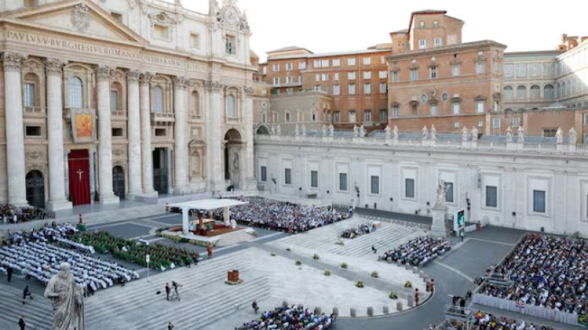 ভ্যাটিকানের সেইন্ট পিটার্স স্কয়ার। ফাইল ছবি: রয়টার্স