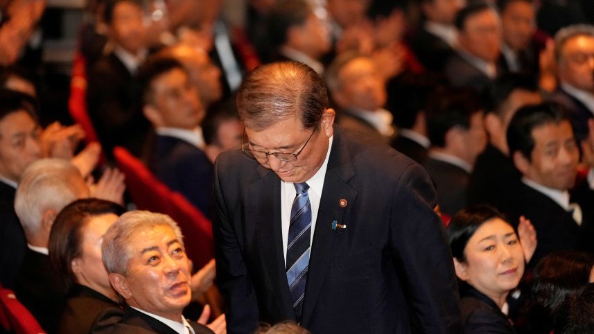 জাপানের নতুন প্রধানমন্ত্রী হলেন সাবেক প্রতিরক্ষামন্ত্রী শিগেরু ইশিবা