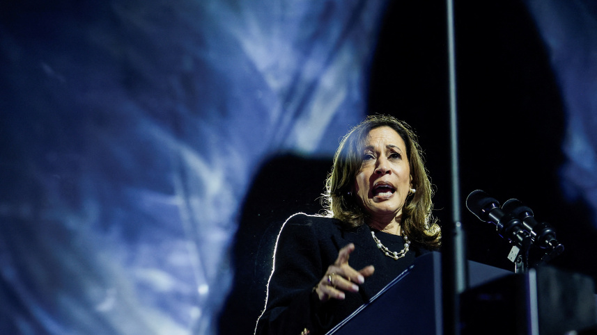 পেনসিলভেনিয়ায় কমলা হ্যারিস। ছবি: রয়টার্স