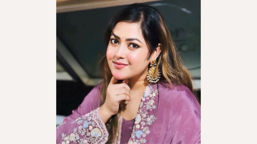 দোলনা আক্তার