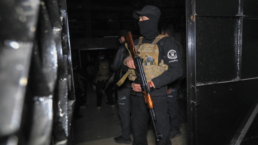 আসাদপন্থিদের হামলা ঠেকাতে সিরিয়ার বিভিন্ন অংশে সরকারি সেনা মোতায়েন করা হয়েছে। ছবি: এএফপি