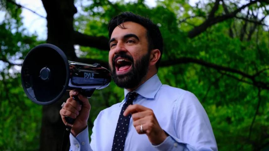 সমাবেশে ভাষণ দিচ্ছেন মামদানি। ফাইল ছবি: সংগৃহীত