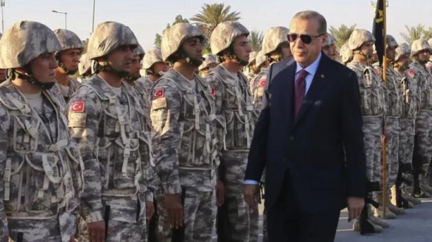 erdogan_and_soldiers.jpg