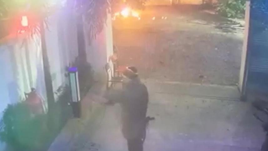 কারখানায় আগুন জ্বলছে .jpg