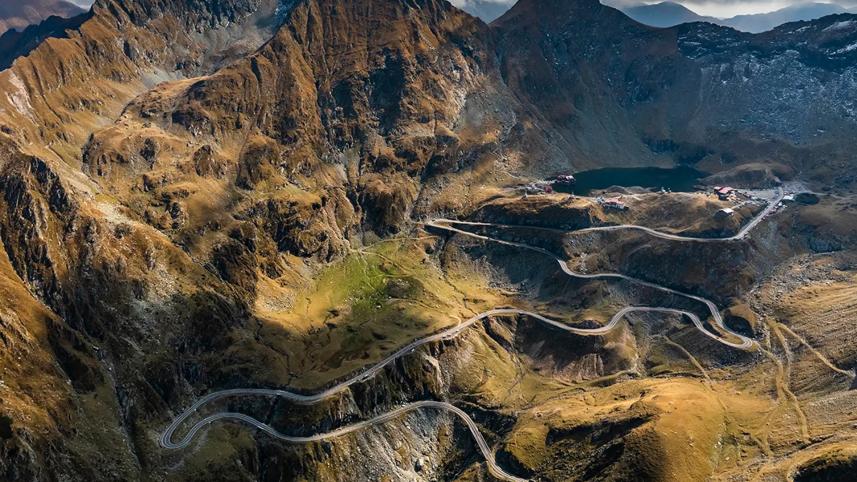 transfagarasan_romania.jpg